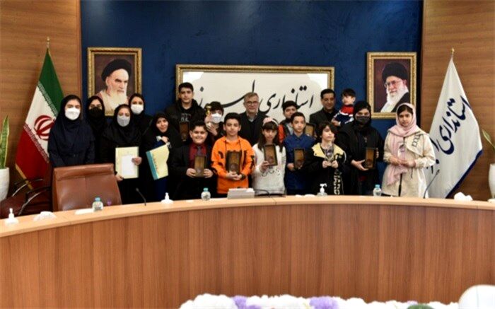 تجلیل استاندار البرز از نخبگان و برگزیدگان مسابقه جهانی محاسبات ریاضی