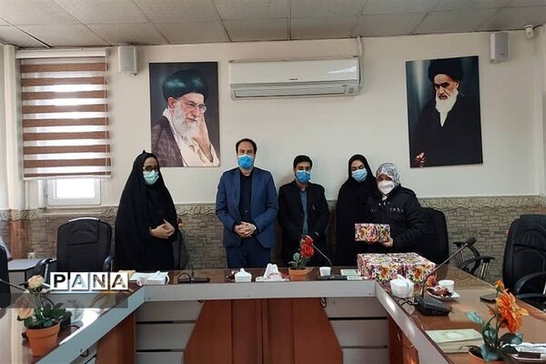 تقدیر از برگزیدگان مسابقه عکاسی جشنواره عذا در شهرستان قرچک
