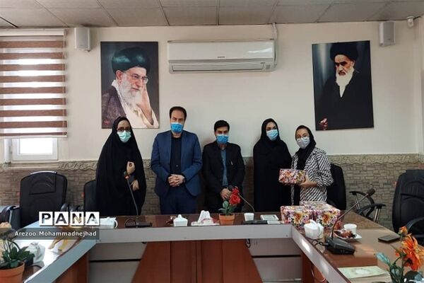 تقدیر از برگزیدگان مسابقه عکاسی جشنواره عذا در شهرستان قرچک