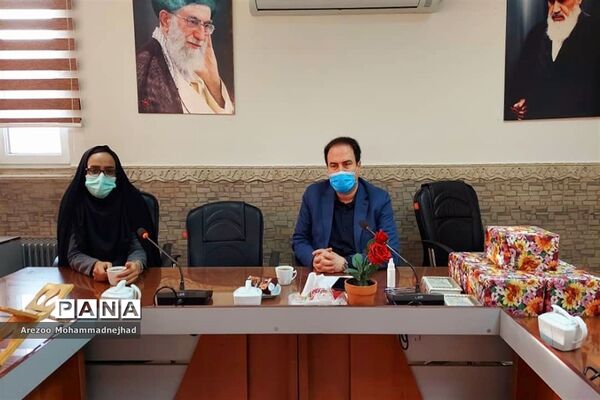 تقدیر از برگزیدگان مسابقه عکاسی جشنواره عذا در شهرستان قرچک