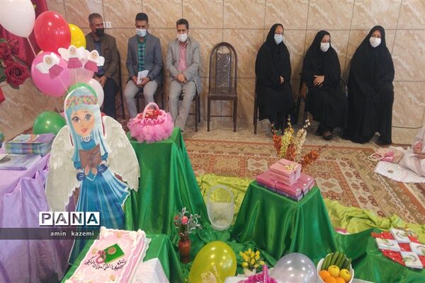 جشن عبادت دانش‌آموزان دبستان داراب‌گرد استان فارس