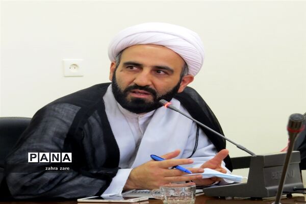 نشست شورای قرآنی آموزش و پرورش محمودآباد