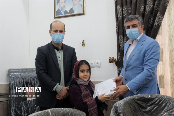 مراسم تقدیر از برگزیدگان فراخوان روز جهانی صلح