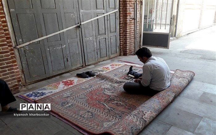 تامین مواد اولیه با نرخ ارز آزاد، چالش جدید فرش است