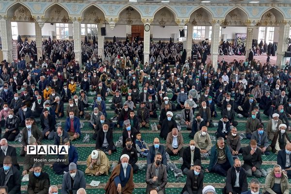 برگزاری نماز جمعه با حضور پرشور مردم شهرستان کاشمر