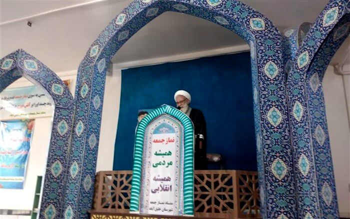 روشن‌فکر غربی نمی‌تواند مردم را بسیج کند