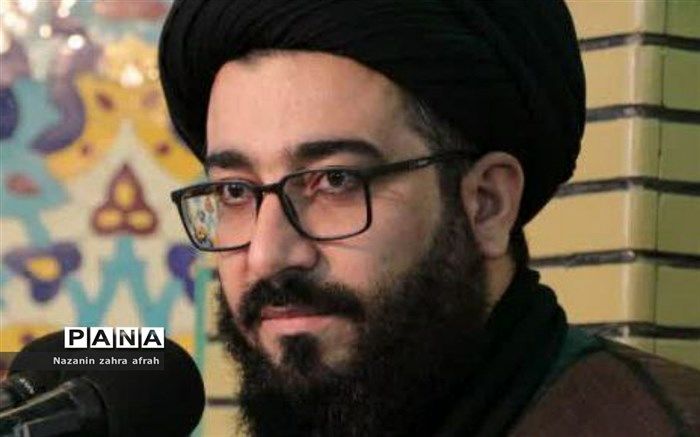 نماز جمعه، قرارگاه ایمان و بصیرت است