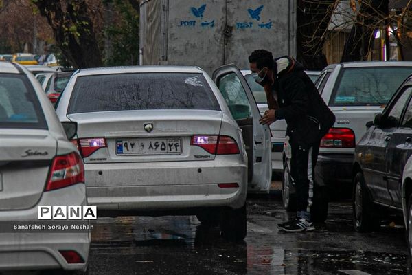 شیراز در یک روز بارانی