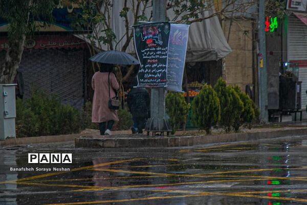 شیراز در یک روز بارانی