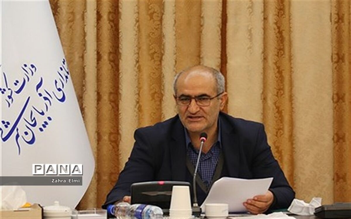 پیام مدیر کل آموزش و پرورش آذربایجان‌ شرقی به مناسبت هفته شوراهای آموزش و پرورش