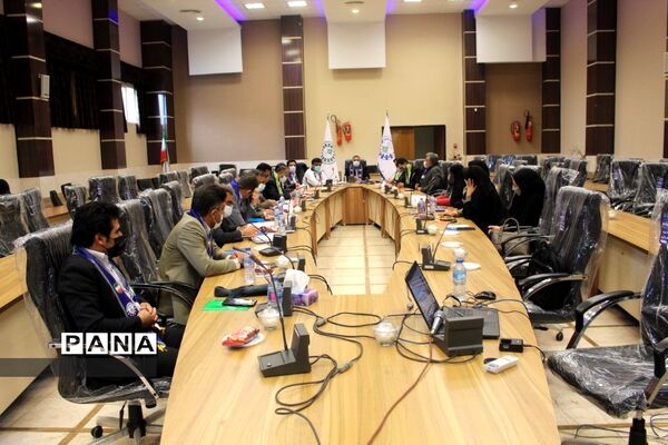 گردهمایی معاونان پرورشی و مسئولان سازمان دانش‌آموزی در استان چهارمحال و بختیاری
