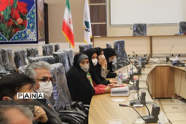 گردهمایی معاونان پرورشی و مسئولان سازمان دانش‌آموزی در استان چهارمحال و بختیاری