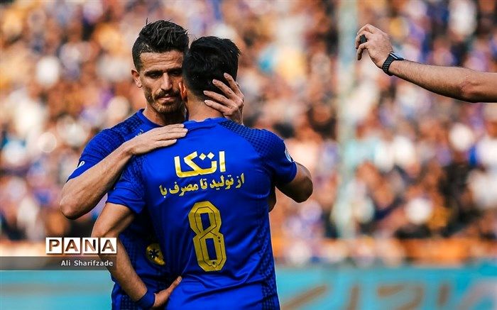 سکوت آقای کاپیتان شکست؛ گفتند وریا نمی‌دود پس دعوتش نمی‌کنیم