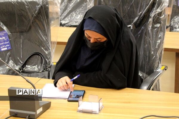 نشست خبری مدیرکل آموزش و پرورش استان چهارمحال و بختیاری