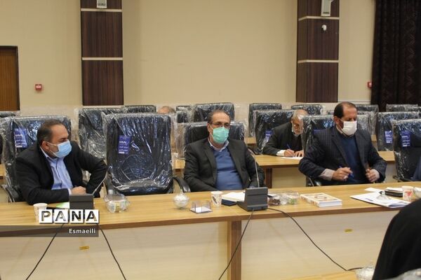 نشست خبری مدیرکل آموزش و پرورش استان چهارمحال و بختیاری