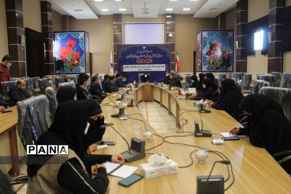 نشست خبری مدیرکل آموزش و پرورش استان چهارمحال و بختیاری