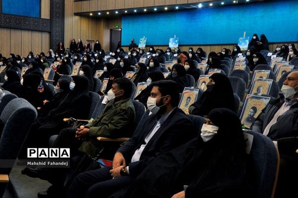 برگزاری نهمین همایش استانی اسوه‌های صبر و مقاومت در فارس