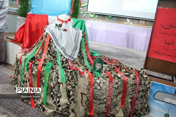 مراسم تکریم از مادران شهدا و وداع با پیکر شهید گمنام