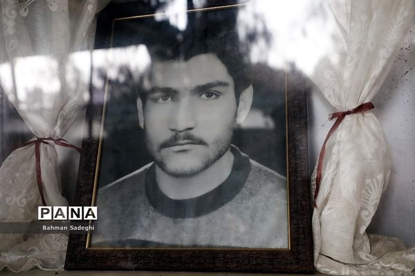 نگاه‌هایی که حرف می زنند