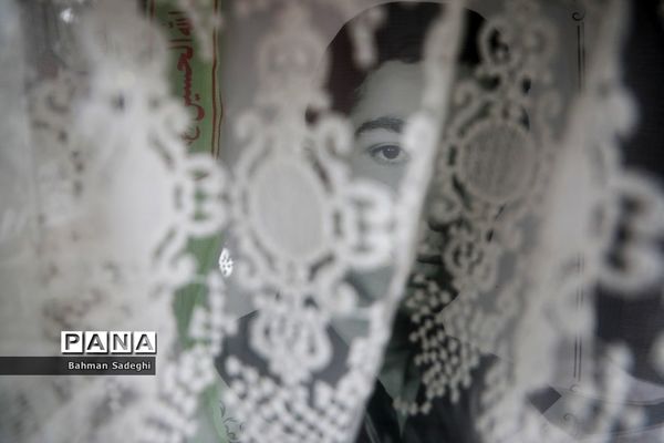 نگاه‌هایی که حرف می زنند