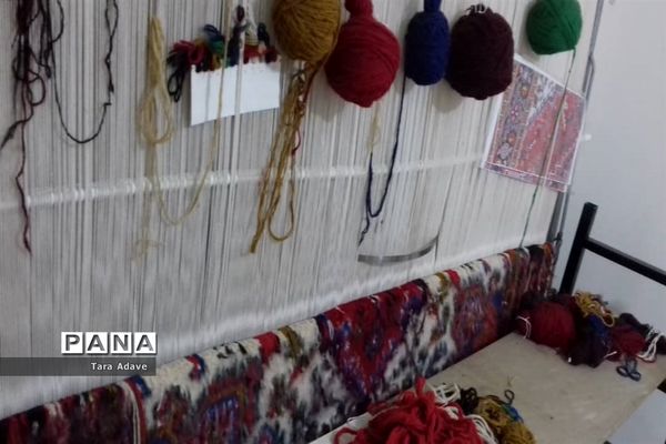 کارگاه و آموزشگاه فرش دستبافت و صنایع دستی و سنتی در ملارد