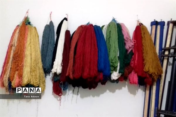 کارگاه و آموزشگاه فرش دستبافت و صنایع دستی و سنتی در ملارد