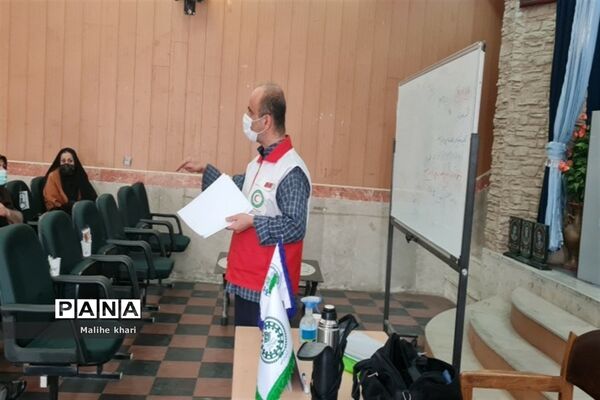برگزاری دوره آموزشی امداد و کمک‌های اولیه در جوادآباد