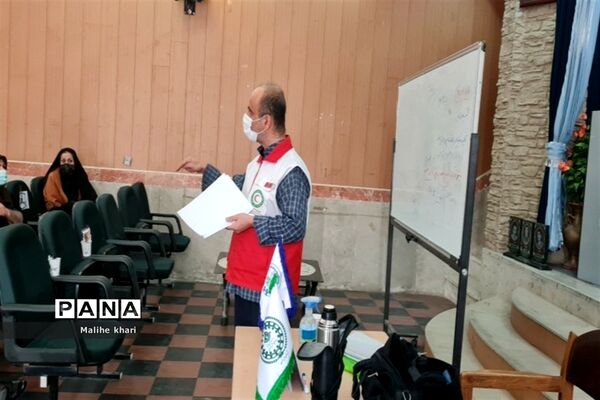 برگزاری دوره آموزشی امداد و کمک‌های اولیه در جوادآباد