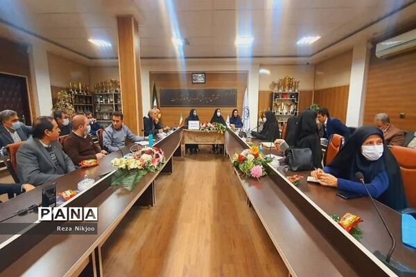 تبیین طرح‌ها و برنامه‌های آموزش ابتدایی در بهارستان یک