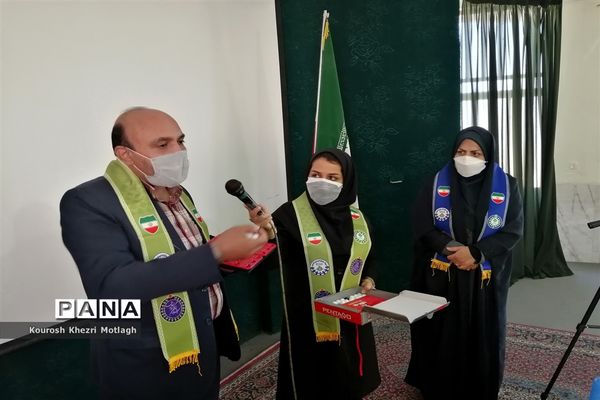 آماده‌سازی دانش‌آموزان منتخب المپیاد رویش برای مرحله استانی در شهرستان کازرون