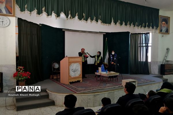 آماده‌سازی دانش‌آموزان منتخب المپیاد رویش برای مرحله استانی در شهرستان کازرون