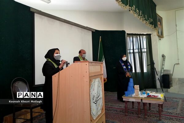 آماده‌سازی دانش‌آموزان منتخب المپیاد رویش برای مرحله استانی در شهرستان کازرون