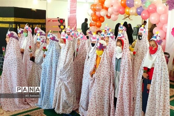 جشن تکلیف ویژه دانش آموزان دختر پایه سوم ابتدایی شهرستان کلات