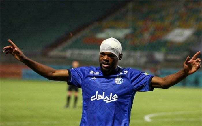 بازیکن خارجی استقلال ایران را ترک کرد