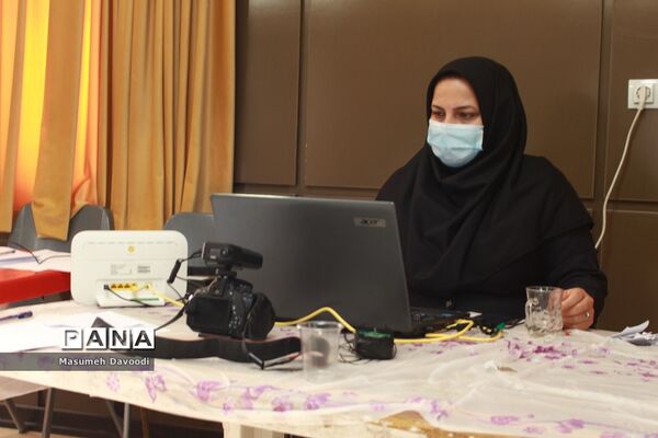 بازدید مدیرکل آموزش و پرورش فارس از محل داوری هفتمین دوره مسابقات استانی المپیاد رویش
