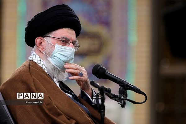 دیدار جمعی از مداحان اهل بیت(ع) با مقام معظم رهبری