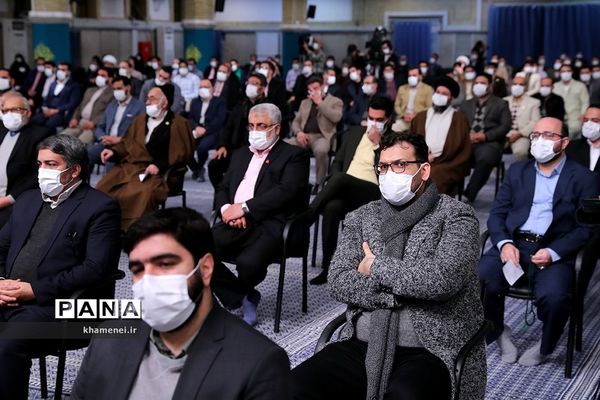 دیدار جمعی از مداحان اهل بیت(ع) با مقام معظم رهبری