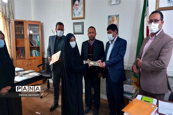 تقدیر از بانوان اداره آموزش و پرورش حمیدیه