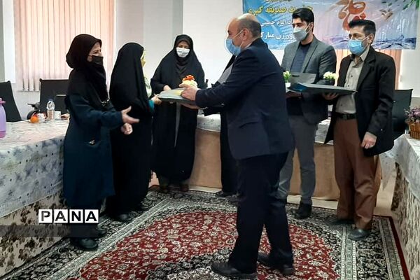 تقدیر از بانوان شاغل اداری آموزش و پرورش رودهن