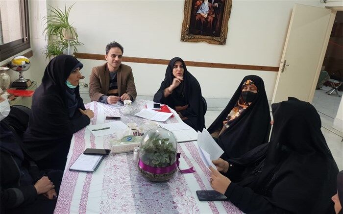 باید زمینه‌ساز تحقق تربیت و تزکیه دانش‌آموزان باشیم