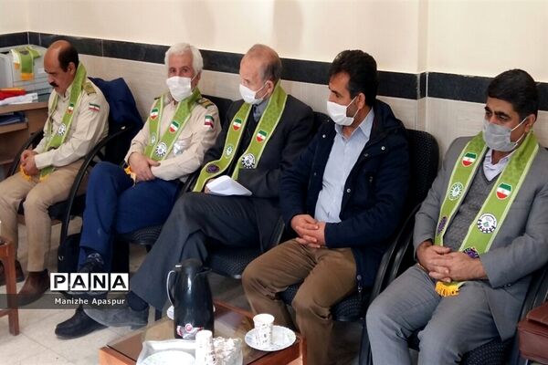 بازدید مسئولان سازمان دانش‌آموزی از کلاس‌های ضمن خدمت بازمهندسی مربیان تشکیلات