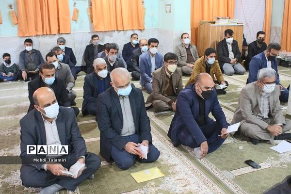 جشن ولادت حضرت فاطمه زهرا (س) همراه با  قرائت زیارت عاشورا