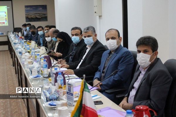 نشست هم‌اندیشی کارشناسان امور اداری آموزش و پرورش شهرستان‌ها و مناطق استان بوشهر