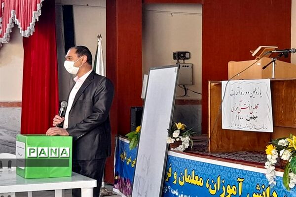 برگزاری انتخابات مجلس دانش آموزی دختر و پسر  ناحیه 4 کرج