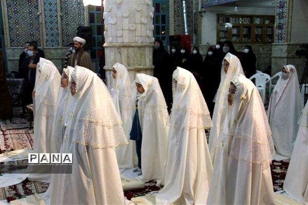 برگزاری جشن شکوفایی دختران فاطمی در آستان مقدس امامزاده محسن (ع) اصفهان