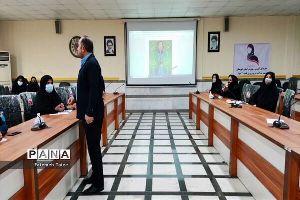 برگزاری کارگاه آموزش سواد زندگی در مسیر خوب زیستن در زندگی مشترک در ناحیه ۲ اهواز