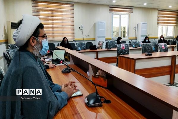 برگزاری کارگاه آموزش سواد زندگی در مسیر خوب زیستن در زندگی مشترک در ناحیه ۲ اهواز