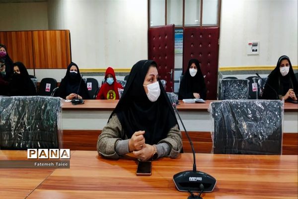 برگزاری کارگاه آموزش سواد زندگی در مسیر خوب زیستن در زندگی مشترک در ناحیه ۲ اهواز