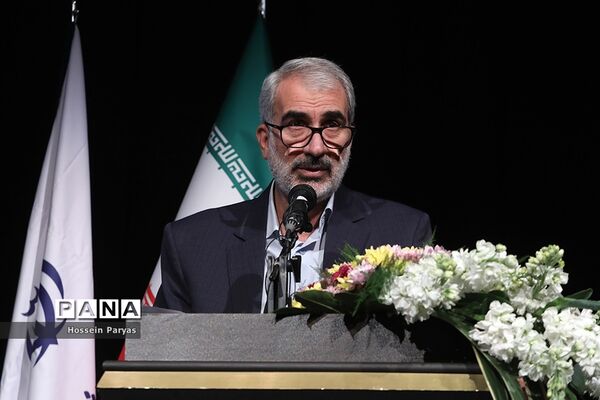 همایش بانوی خردمند