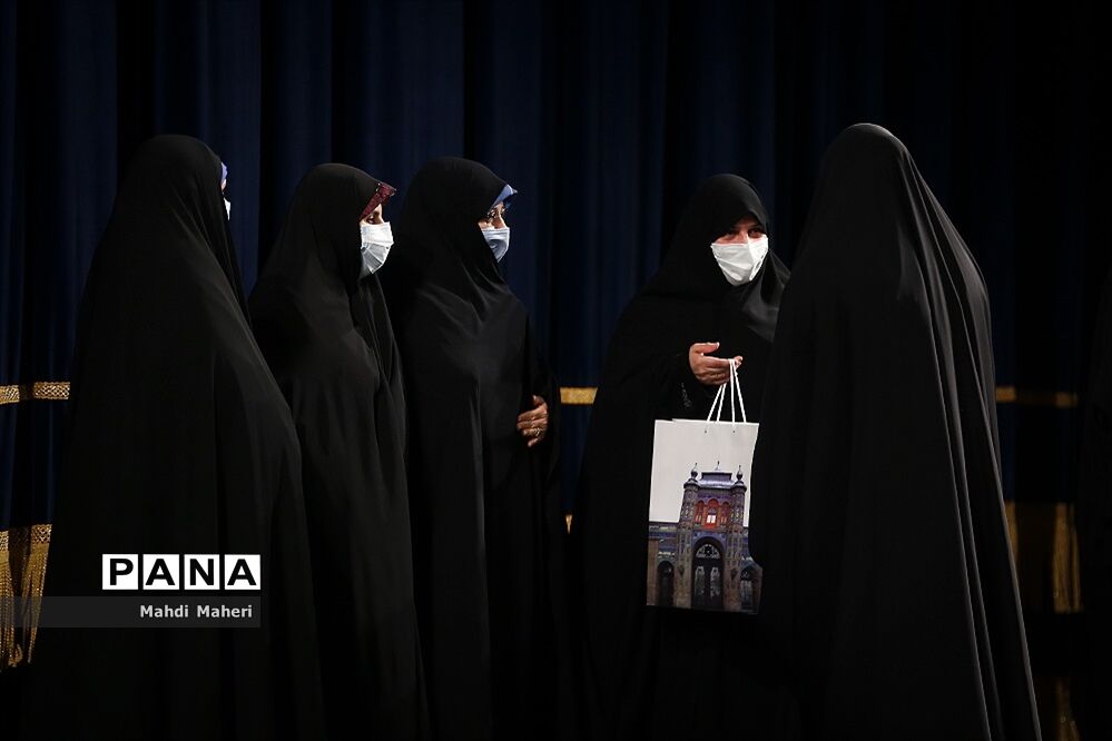 مراسم بزرگداشت روز زن در تالار وحدت
